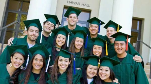 Top Hawaii Scholarships