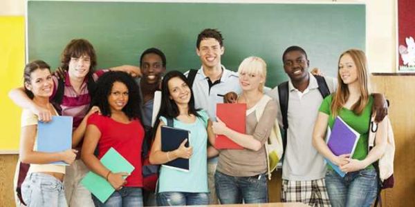Top Scholarships for College Sophomores