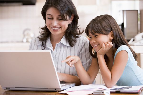 Top Scholarships for Single Parents