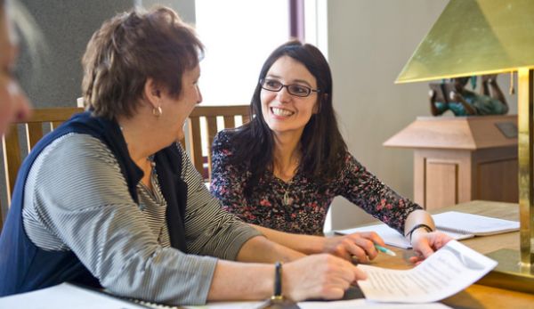 Best Scholarships for Hispanic Women