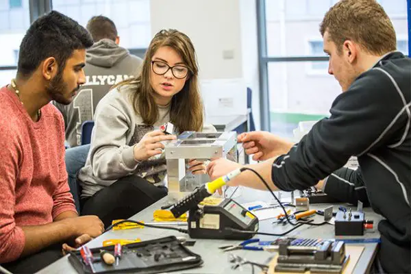 Top Engineering Schools in the World