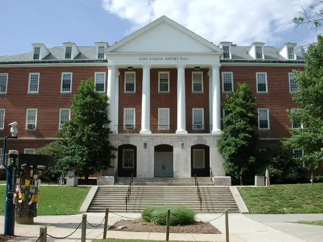 Best Lacrosse Colleges