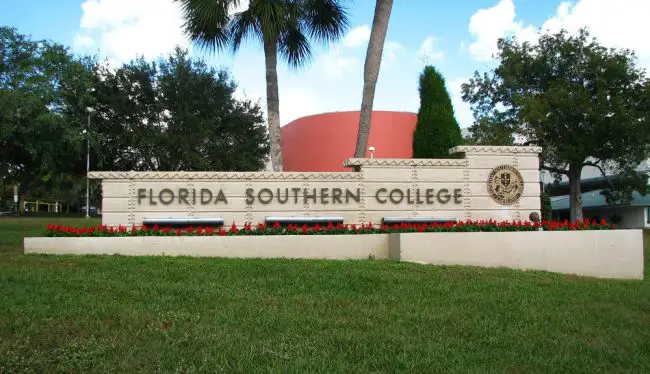 Best Marine Biology Colleges in Florida
