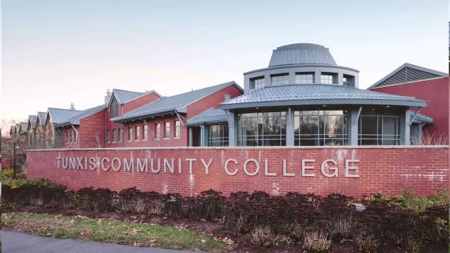 Best Community Colleges in Connecticut