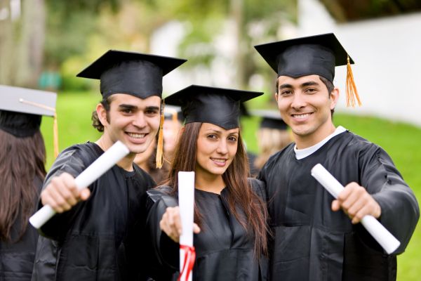 Best Scholarships for Graduate Students 2019