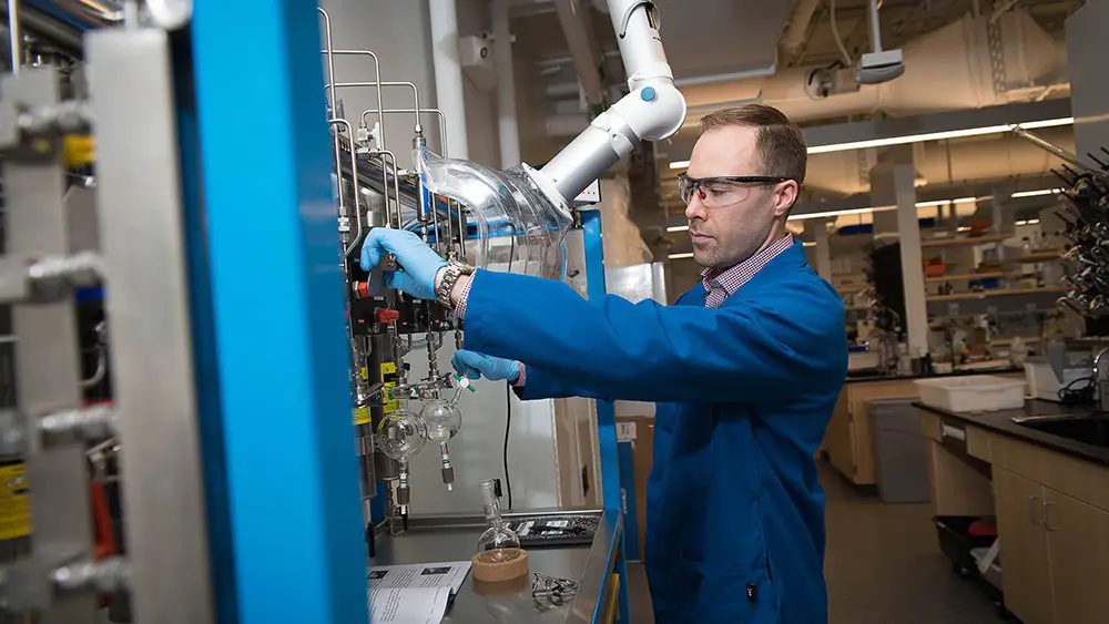 Best Colleges for Chemistry Undergrads