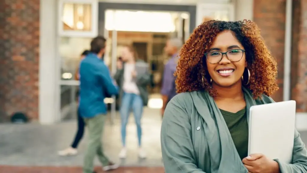 Scholarships For Brown Eyes2